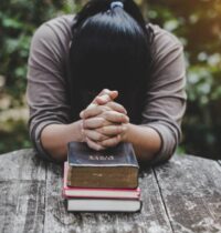 como parar a guerra em sua cabeca 6 200x210 - N&atilde;o Seja Tola, Seja S&aacute;bia