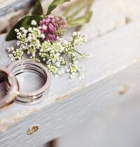 como parar a guerra em sua cabeca 200x210 - 5 Dicas para Melhorar a Intimidade no Casamento